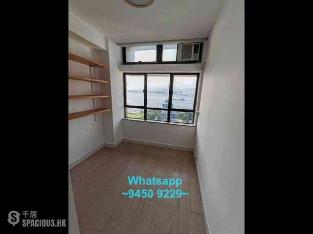 Central - 73, Connaught Road West 07