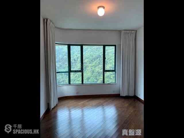 Mid Levels Central - Hillsborough Court 04