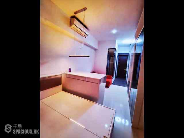 Wan Chai - J Residence 07