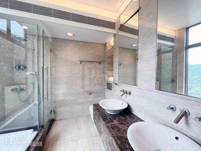 Repulse Bay - Grosvenor Place 04