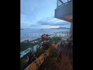 Pok Fu Lam - Villas Sorrento 05