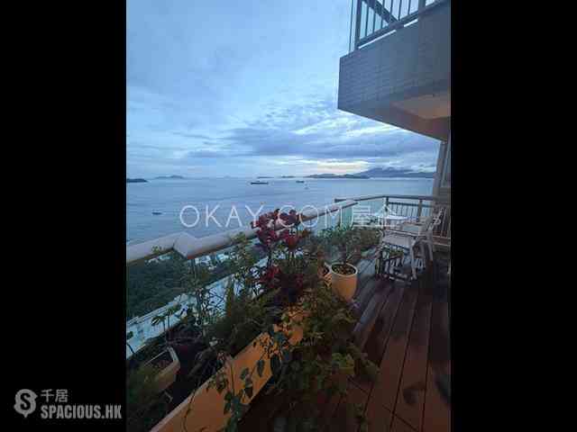 Pok Fu Lam - Villas Sorrento 05