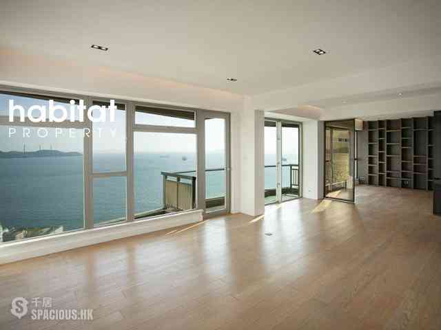 Pok Fu Lam - Villas Sorrento 01