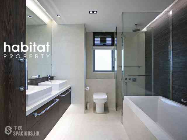 Pok Fu Lam - Villas Sorrento 12