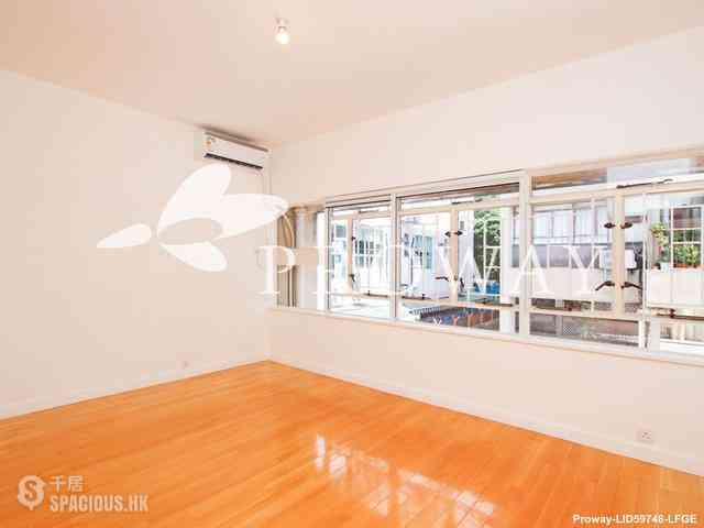 Pok Fu Lam - Bisney Villas 09