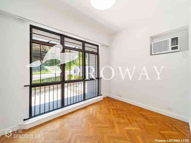 Pok Fu Lam - Pine Grove Block 6 08