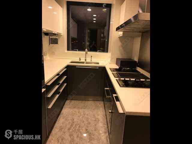 West Kowloon - The Cullinan (Tower 21 Zone 3 Royal Sky) 01
