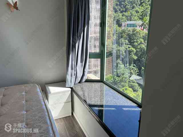 Wan Chai - Royal Court 19