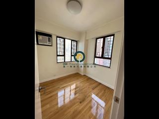 Sai Ying Pun - Golden Phoenix Court 04