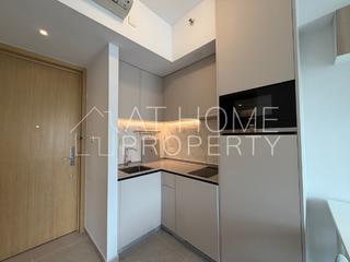 Sai Ying Pun - No.8 Hing Hon Road (Resiglow-Bonham) 05