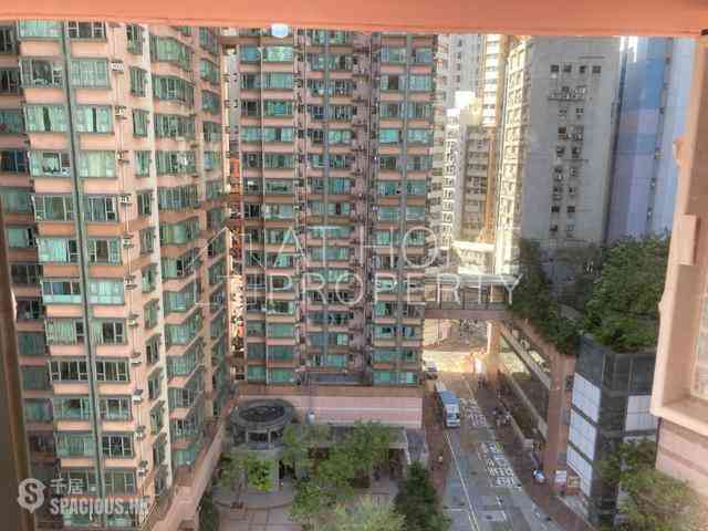 Sheung Wan - Lai Yan Lau 08
