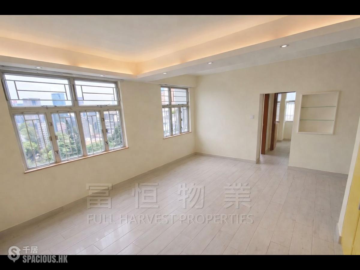 Tai Hang - Gold Ning Mansion 01