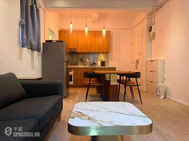 Causeway Bay - 73, King's Road 01