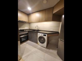 Mid Levels Central - Goldwin Heights 04
