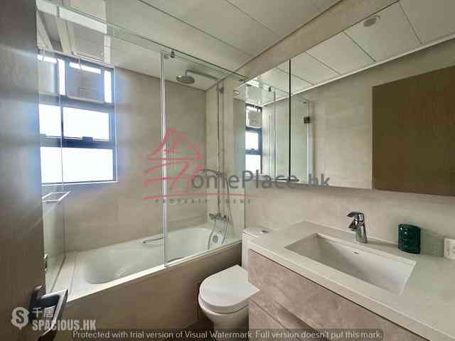Mid Levels Central - Elegant Terrace 10