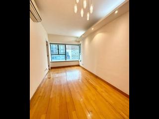 Sheung Wan - Queen's Terrace 02