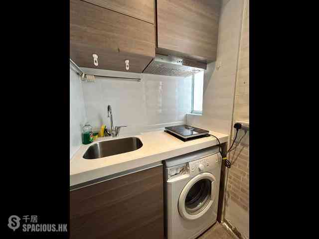 Sheung Wan - Kam Fai House 04