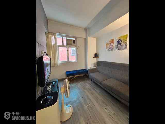 Sheung Wan - Kam Fai House 11
