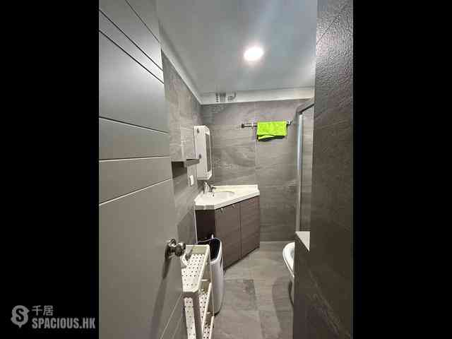 Sheung Wan - Kam Fai House 13