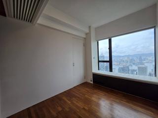 Mid Levels Central - The Harbourview 06
