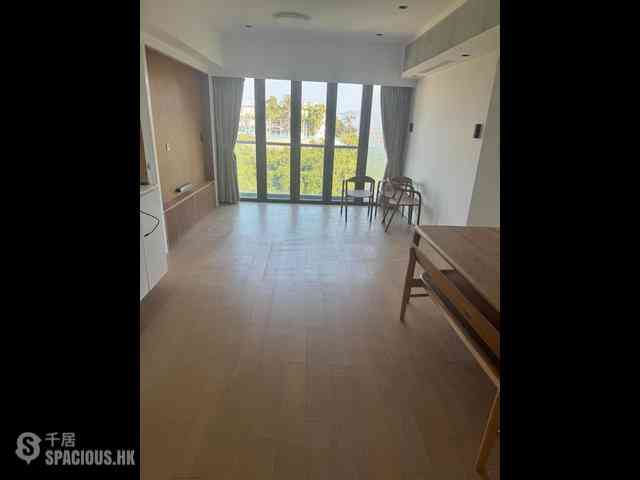 Shau Kei Wan - Island Garden 05