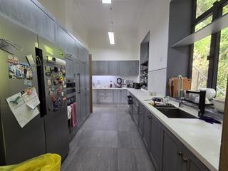 Mid Levels East - Caronia 11