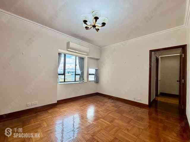 Mid Levels Central - Robinson Heights 01