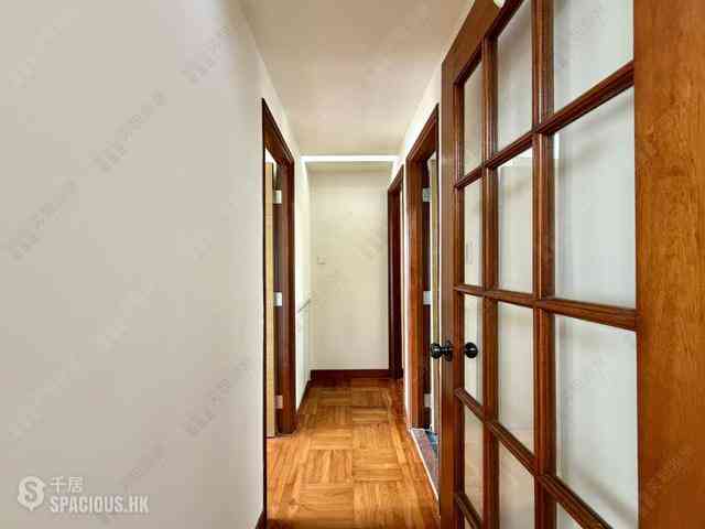 Mid Levels Central - Robinson Heights 16