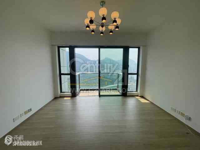 Happy Valley - Broadwood Twelve 03