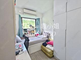 Tai Hang - Ronsdale Garden 06