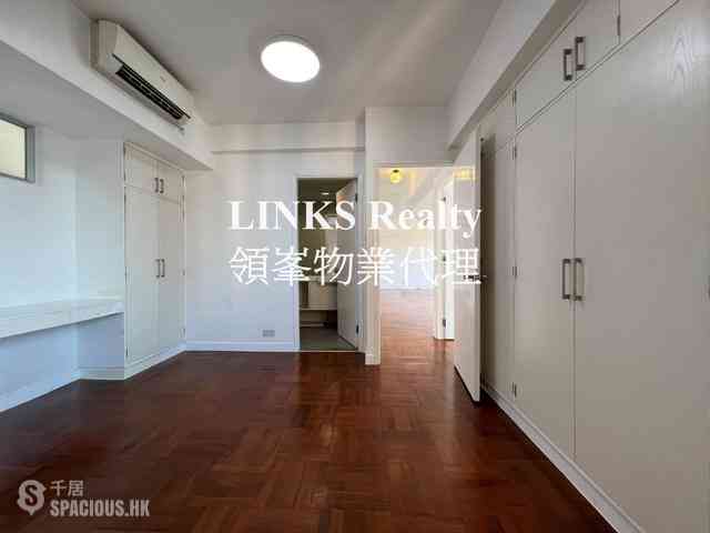 Mid Levels West - Realty Gardens 08