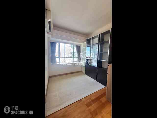 Mid Levels Central - Goldwin Heights 03