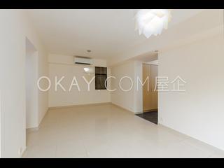 Tai Hang - Ronsdale Garden 04