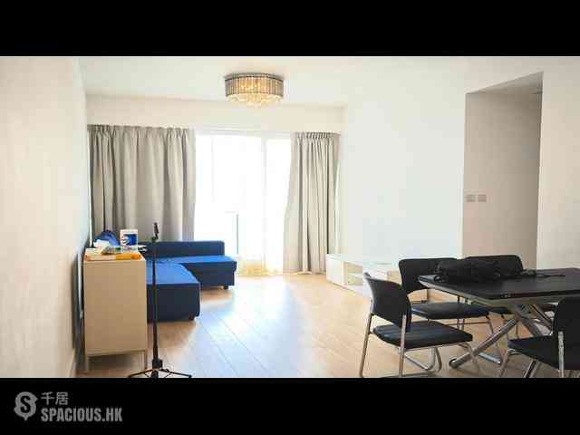 Quarry Bay - The Orchards Block 2 04