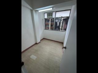 Sai Ying Pun - 16-20, Pok Fu Lam Road 03
