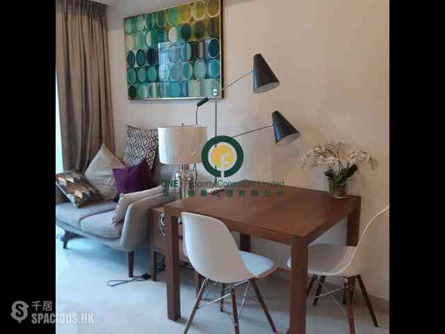 Sai Ying Pun - King's Hill 02