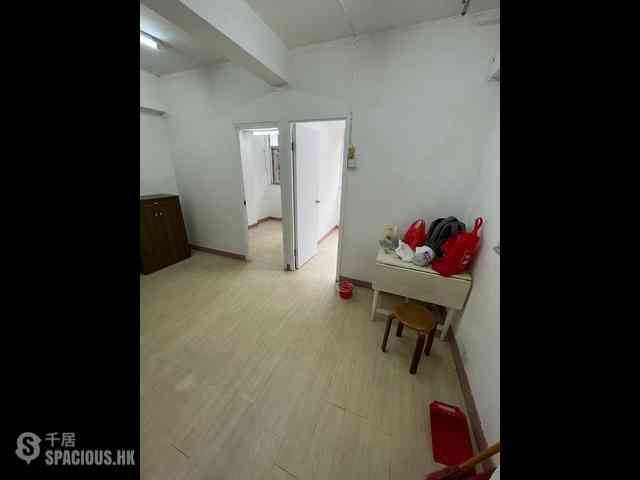 Sai Ying Pun - 16-20, Pok Fu Lam Road 04