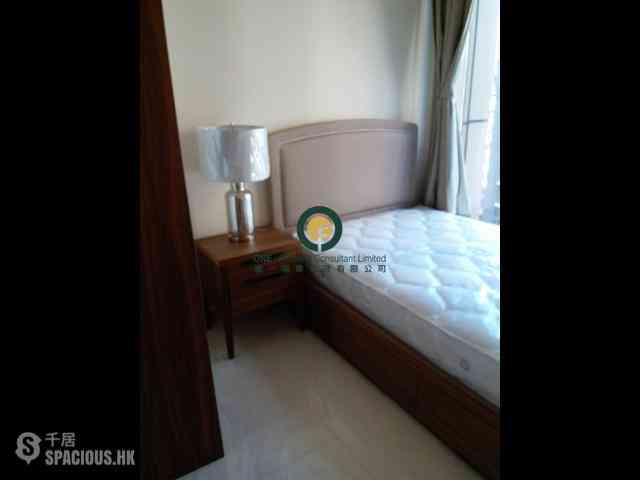 Sai Ying Pun - King's Hill 06