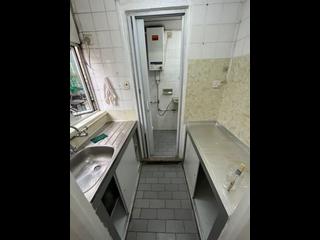 Sai Ying Pun - 16-20, Pok Fu Lam Road 06