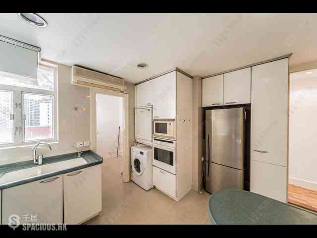 Mid Levels Central - Wealthy Heights 13