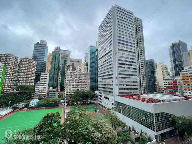 Wan Chai - The Avenue Phase 2 Block 1 03