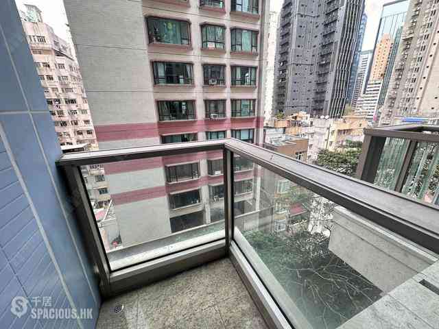 Wan Chai - The Avenue Phase 2 Block 2 03