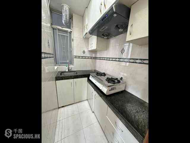 Kennedy Town - Jade Court 07