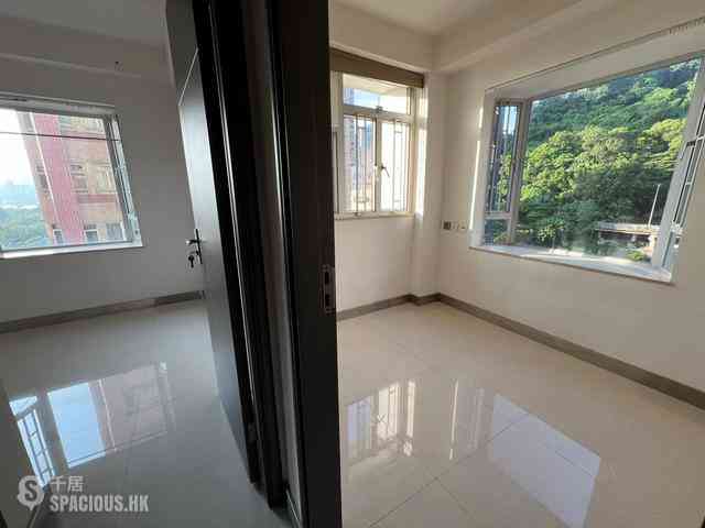 Tai Hang - Lily Court 10