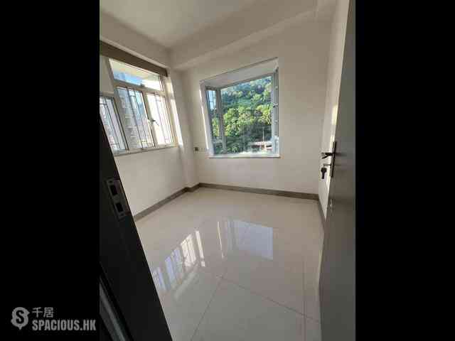 Tai Hang - Lily Court 11