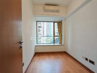 Sai Ying Pun - The Nova 08
