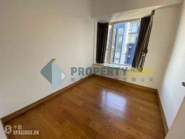 Soho - Centrestage 08