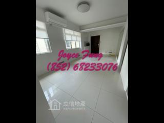 Mid Levels Central - On Fung Building 03