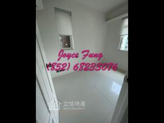 Mid Levels Central - On Fung Building 05