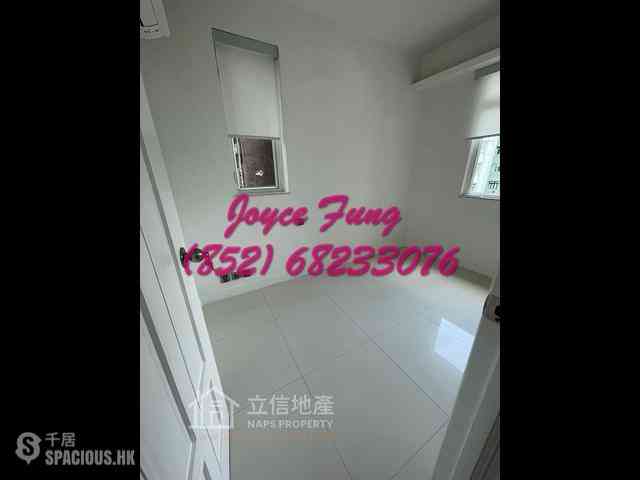 Mid Levels Central - On Fung Building 05
